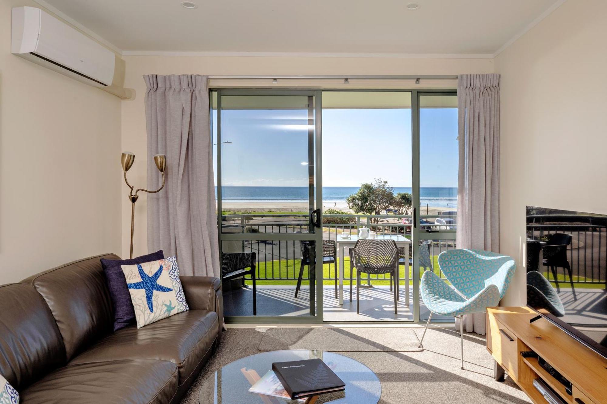 Beachpoint Apartments Ohope Exteriör bild
