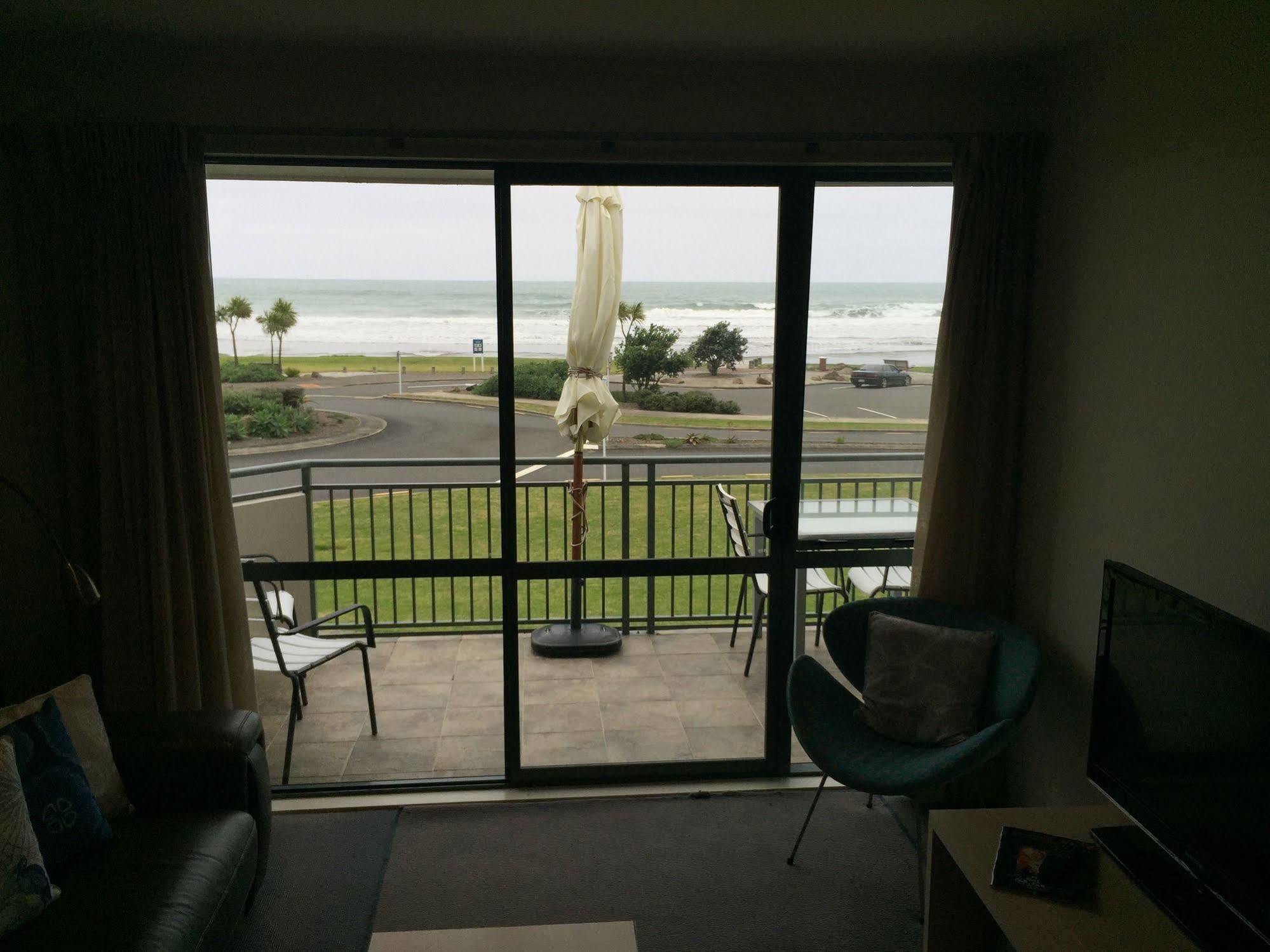 Beachpoint Apartments Ohope Exteriör bild